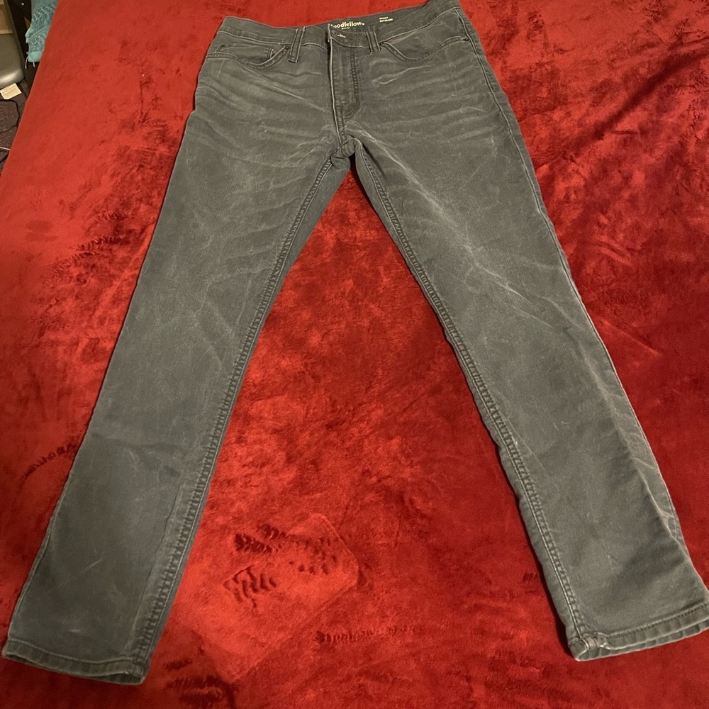 Perfect condition jeans. Very light use.